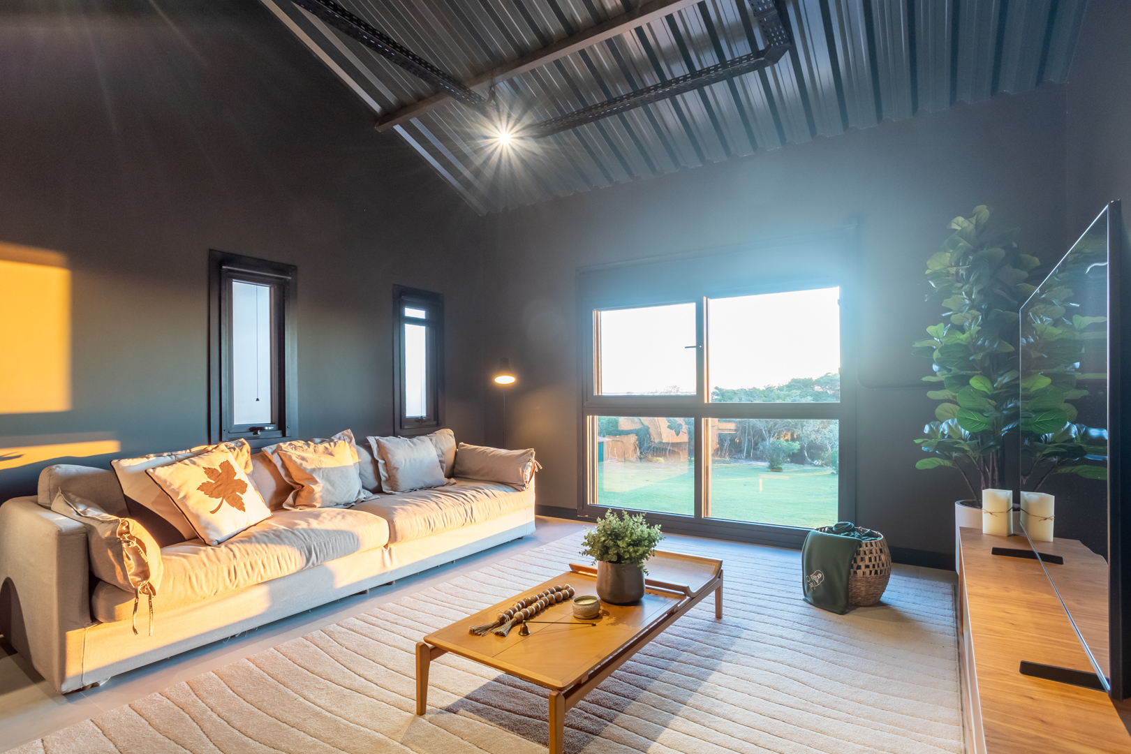 ITAPUÃ CHIC - Casas para locação, Day use e Eventos.