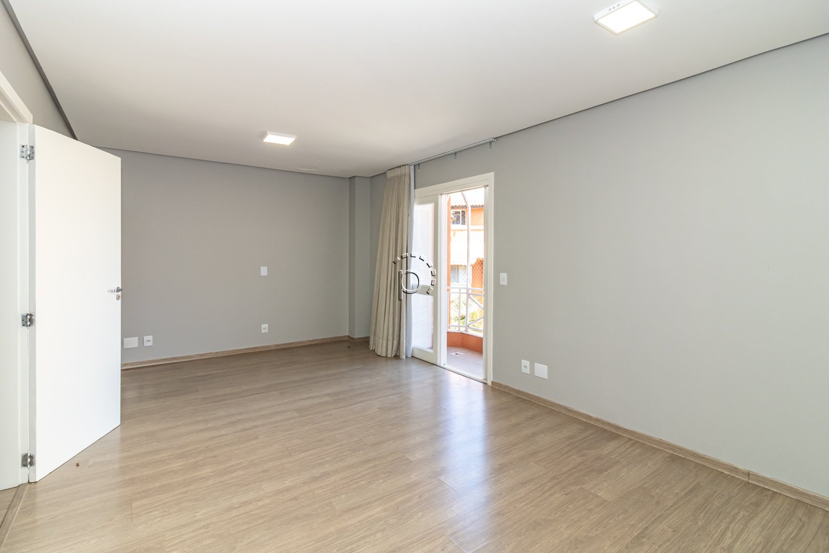 Casa em Condomínio à venda com 253m², 4 quartos, 1 suíte, 3 vagas no bairro Vila Assunção em Porto Alegre - Foto 37