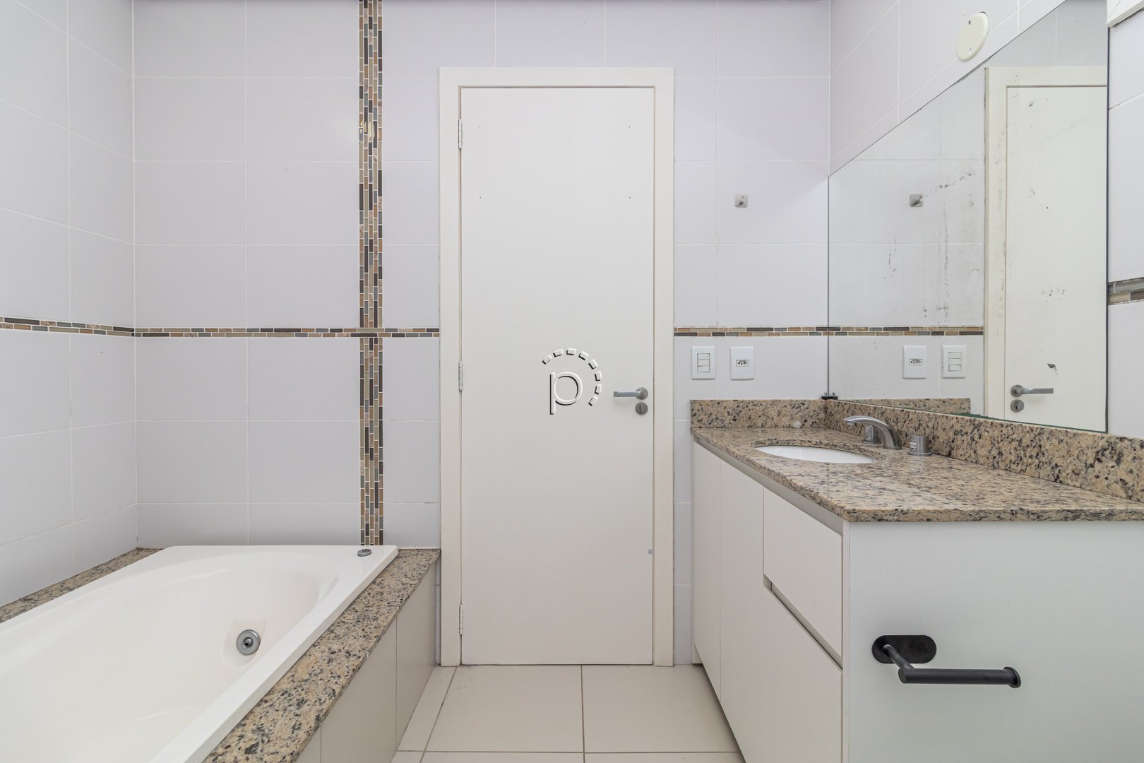 Casa em Condomínio à venda com 253m², 4 quartos, 1 suíte, 3 vagas no bairro Vila Assunção em Porto Alegre - Foto 38