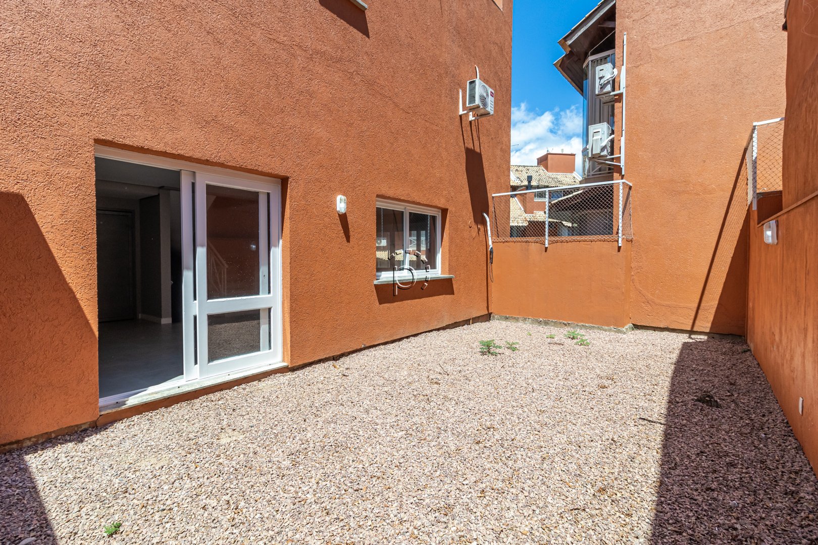 Casa em Condomínio à venda com 253m², 4 quartos, 1 suíte, 3 vagas no bairro Vila Assunção em Porto Alegre - Foto 46