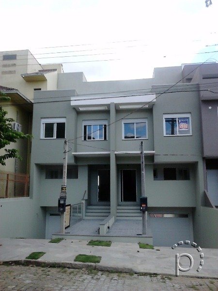 Casa à venda com 199m², 3 quartos, 1 suíte, 3 vagas no bairro Espirito Santo em Porto Alegre