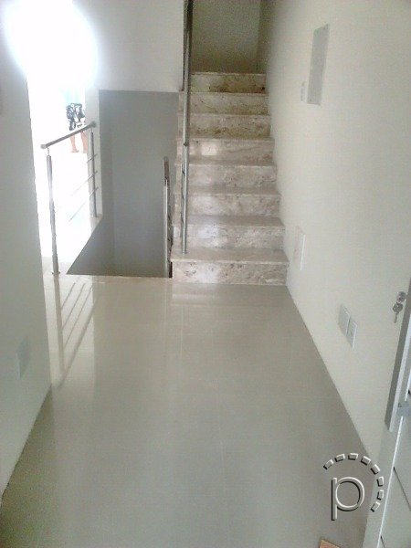 Casa à venda com 199m², 3 quartos, 1 suíte, 3 vagas no bairro Espirito Santo em Porto Alegre - Foto 5