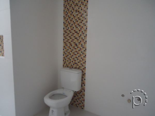 Casa à venda com 199m², 3 quartos, 1 suíte, 3 vagas no bairro Espirito Santo em Porto Alegre - Foto 15