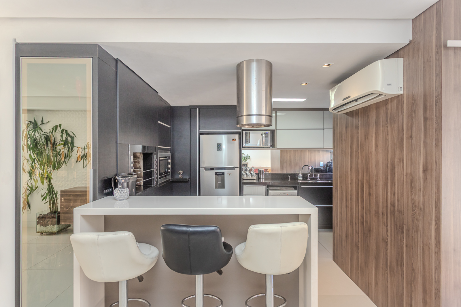 Casa em Condomínio à venda com 230m², 3 quartos, 3 suítes, 2 vagas no bairro Pedra Redonda em Porto Alegre - Foto 28