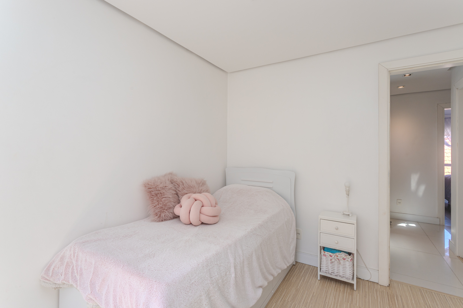 Casa em Condomínio à venda com 230m², 3 quartos, 3 suítes, 2 vagas no bairro Pedra Redonda em Porto Alegre - Foto 39