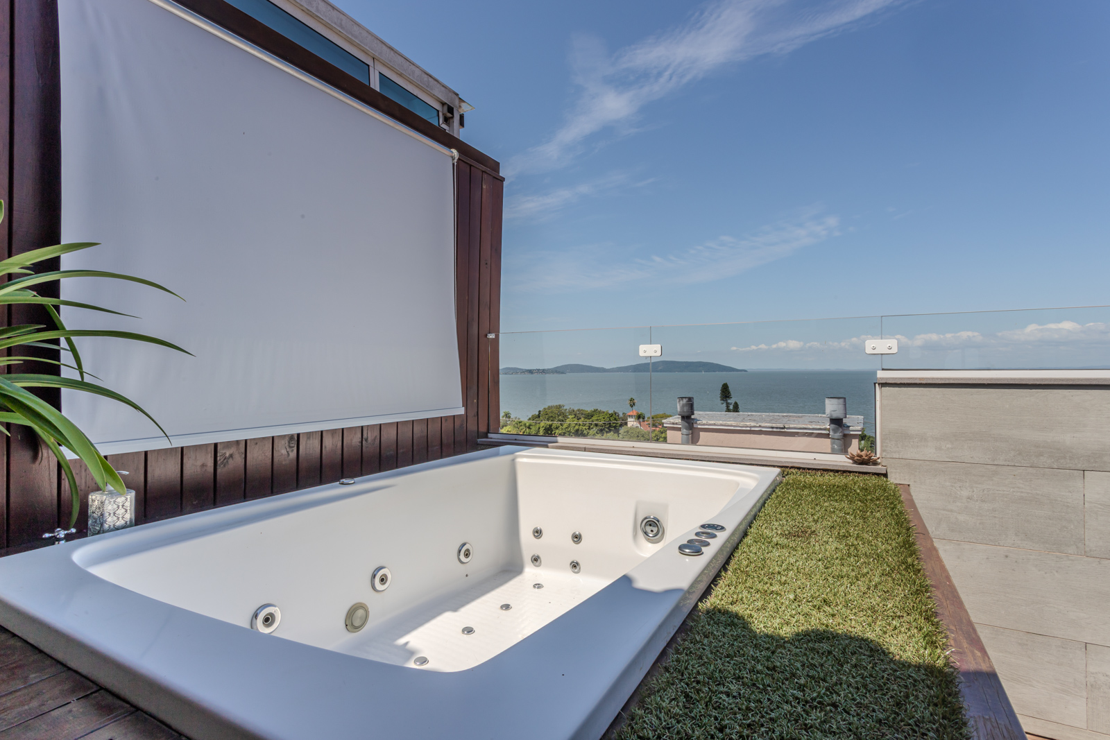 Casa em Condomínio à venda com 230m², 3 quartos, 3 suítes, 2 vagas no bairro Pedra Redonda em Porto Alegre - Foto 6