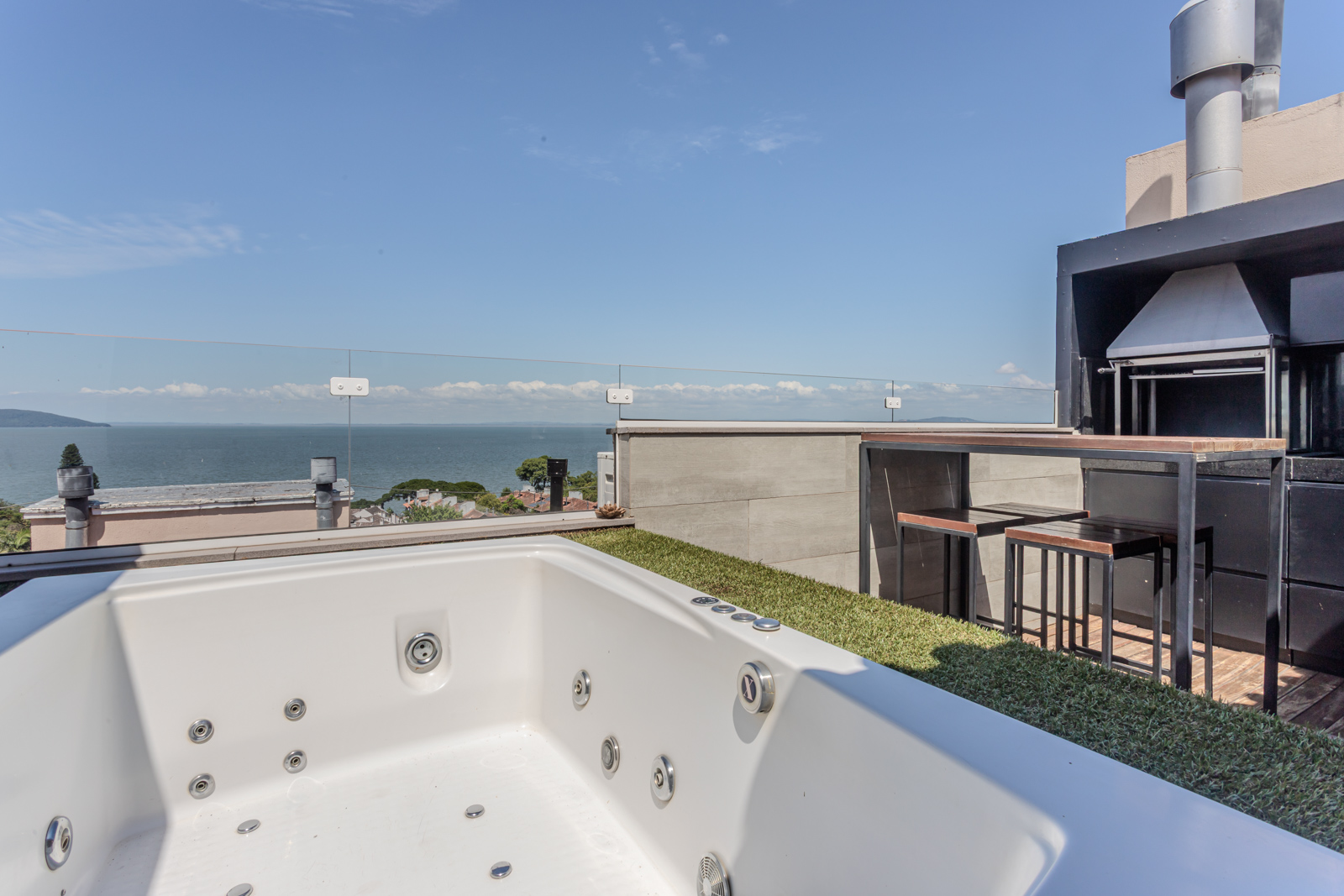 Casa em Condomínio à venda com 230m², 3 quartos, 3 suítes, 2 vagas no bairro Pedra Redonda em Porto Alegre - Foto 5