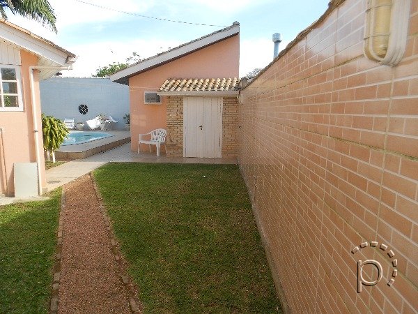 Casa à venda com 182m², 3 quartos, 1 suíte, 3 vagas no bairro Ipanema em Porto Alegre - Foto 11