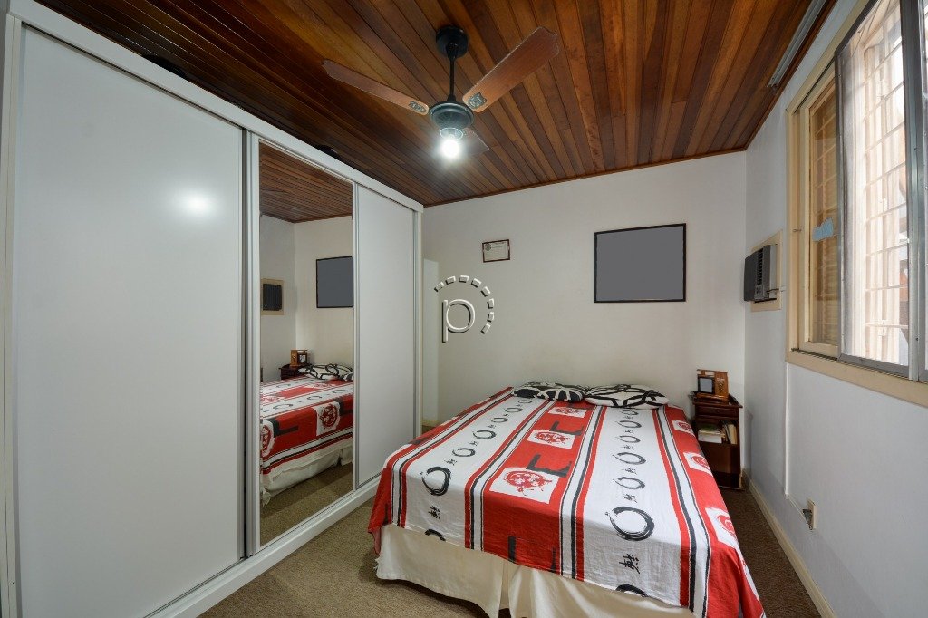 Casa à venda com 480m², 6 quartos, 3 suítes, 3 vagas no bairro Vila Assunção em Porto Alegre - Foto 8