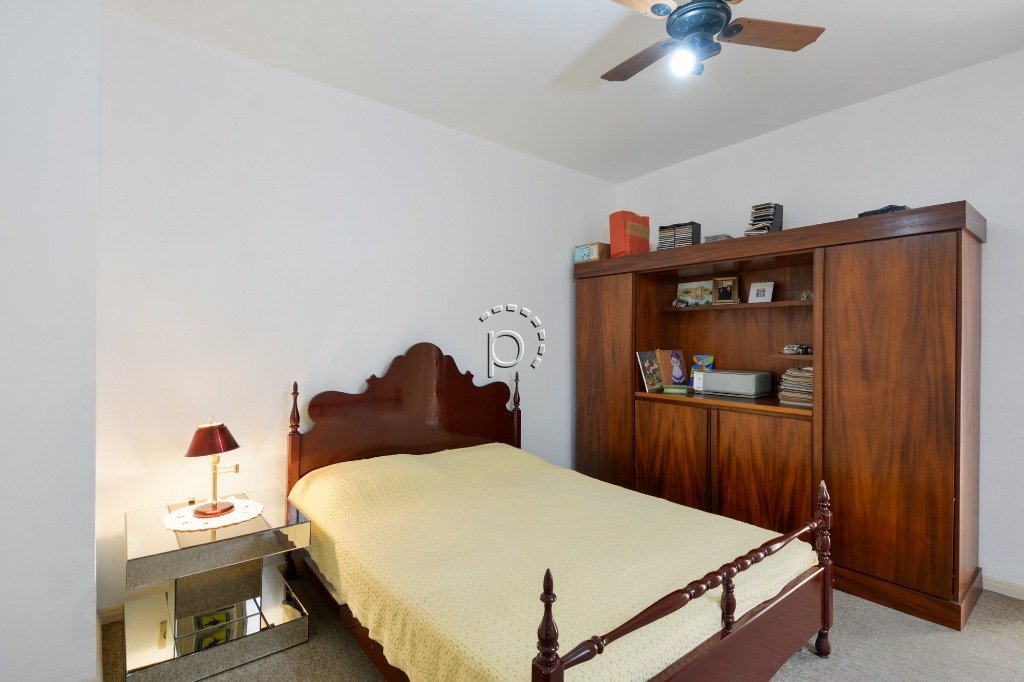 Casa à venda com 480m², 6 quartos, 3 suítes, 3 vagas no bairro Vila Assunção em Porto Alegre - Foto 10