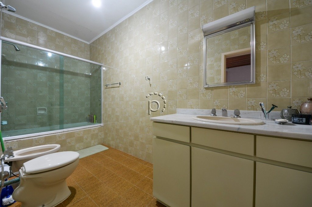 Casa à venda com 480m², 6 quartos, 3 suítes, 3 vagas no bairro Vila Assunção em Porto Alegre - Foto 14