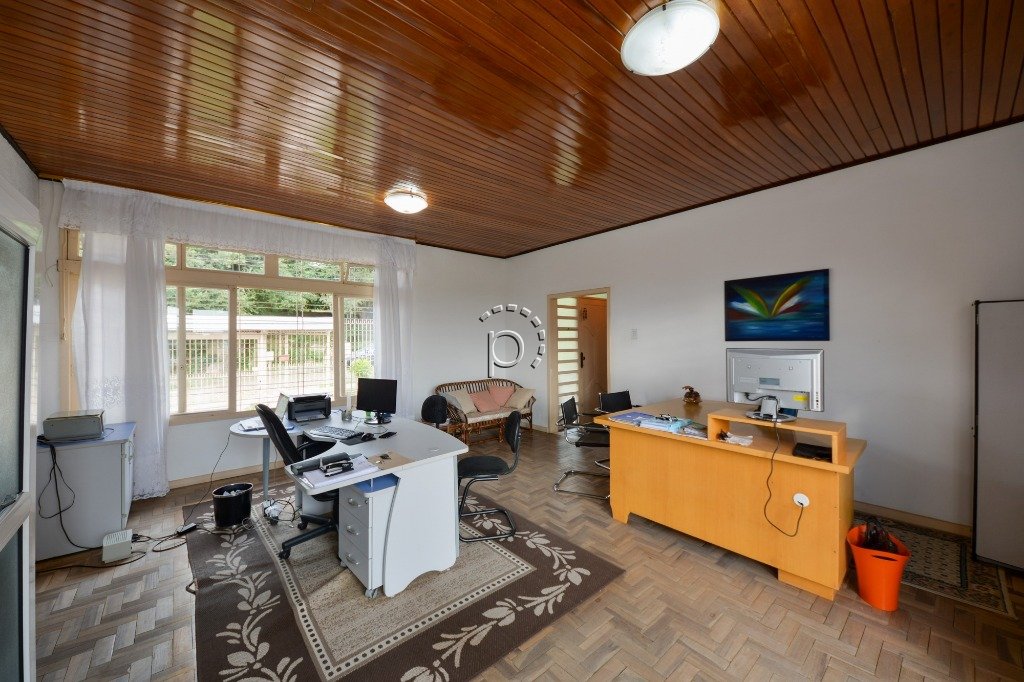 Casa à venda com 480m², 6 quartos, 3 suítes, 3 vagas no bairro Vila Assunção em Porto Alegre - Foto 3