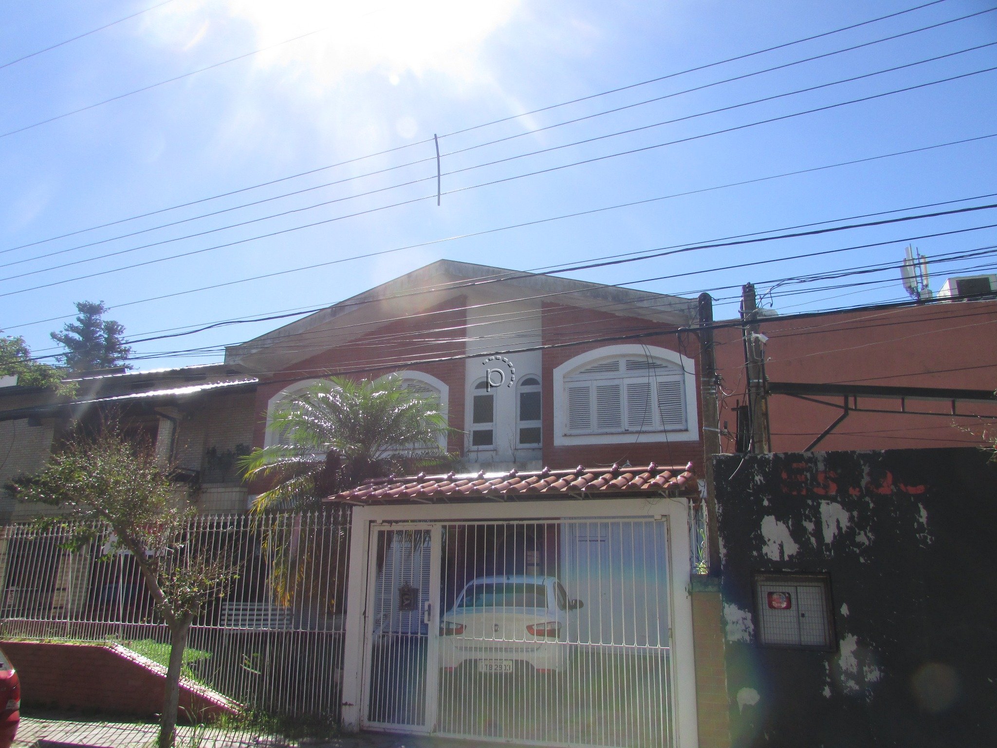 Casa à venda com 243m², 4 quartos, 1 suíte, 3 vagas no bairro Tristeza em Porto Alegre