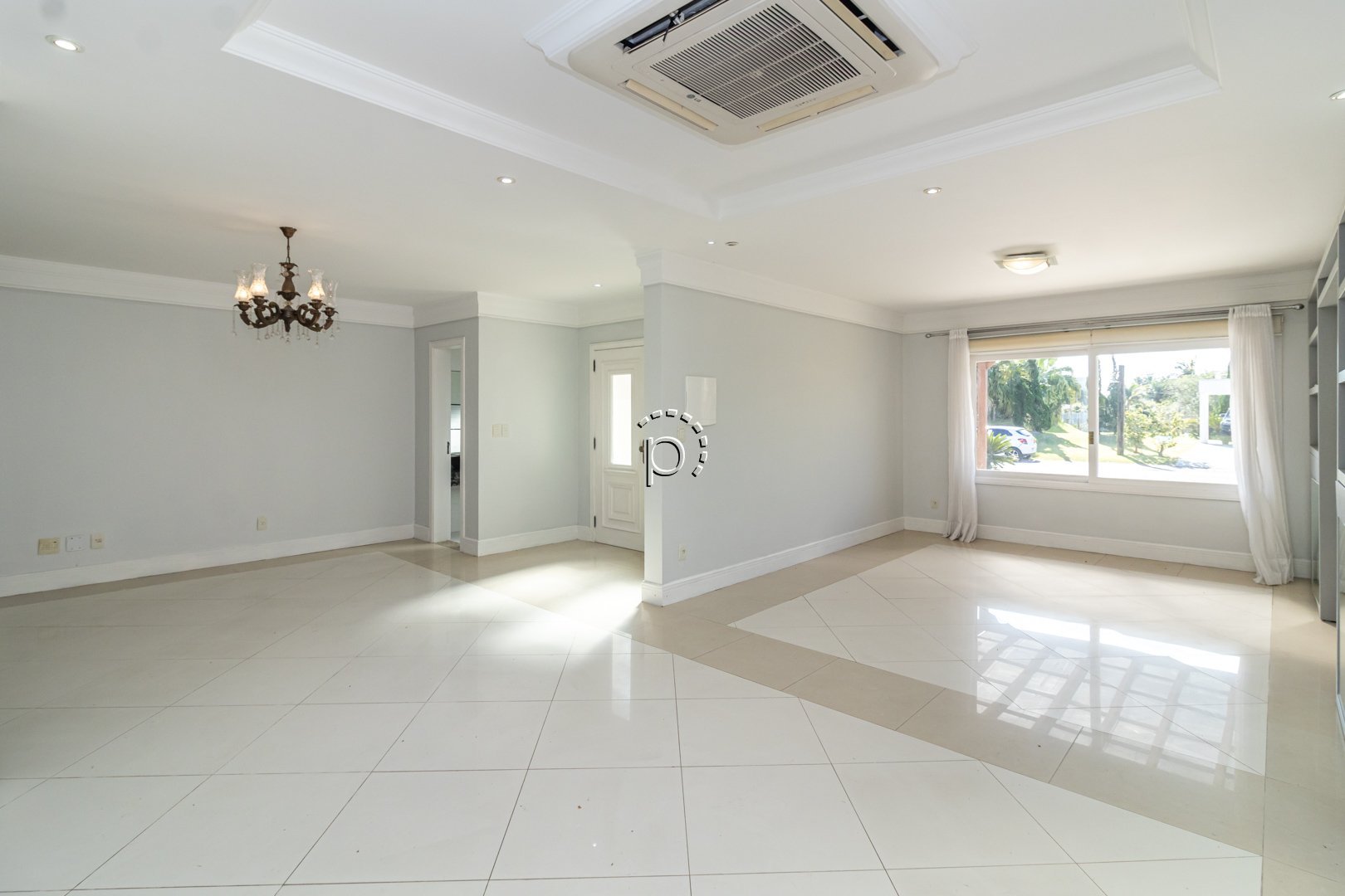 Casa em Condomínio à venda com 250m², 3 quartos, 1 suíte, 4 vagas no bairro Terra Ville em Porto Alegre - Foto 2