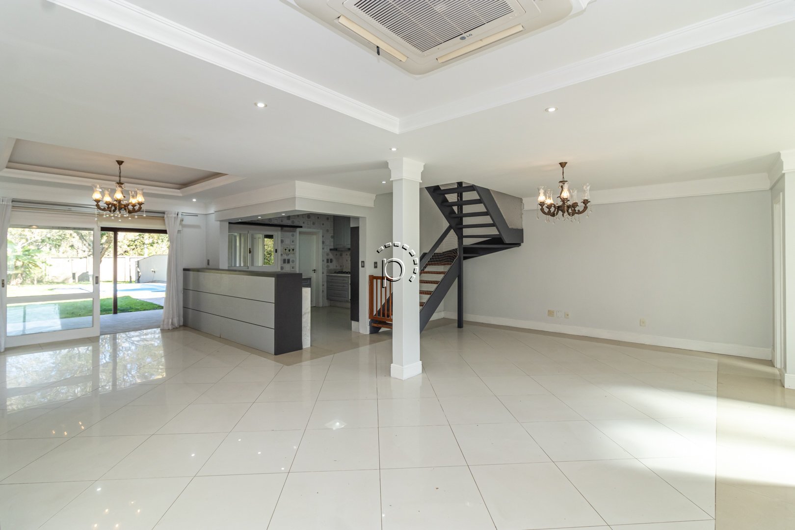 Casa em Condomínio à venda com 250m², 3 quartos, 1 suíte, 4 vagas no bairro Terra Ville em Porto Alegre - Foto 7