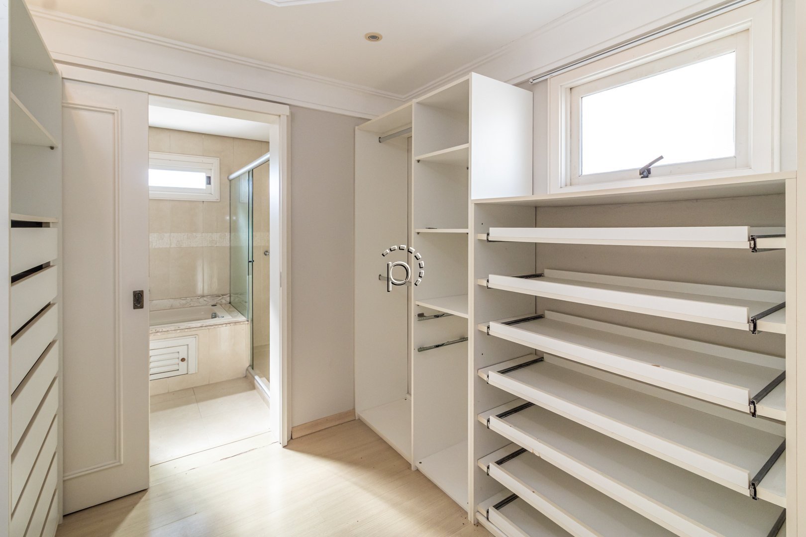 Casa em Condomínio à venda com 250m², 3 quartos, 1 suíte, 4 vagas no bairro Terra Ville em Porto Alegre - Foto 23