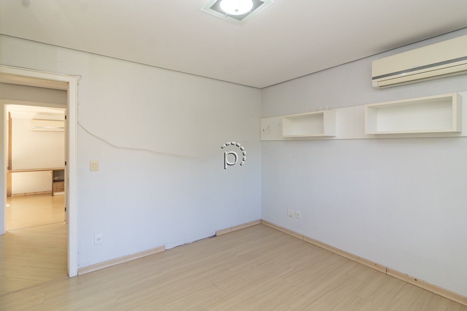 Casa em Condomínio à venda com 250m², 3 quartos, 1 suíte, 4 vagas no bairro Terra Ville em Porto Alegre - Foto 30