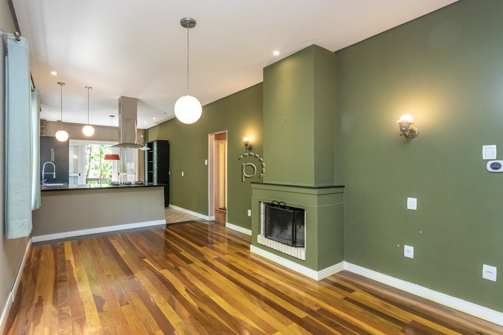 Casa à venda com 338m², 4 quartos, 1 suíte, 4 vagas no bairro Espirito Santo em Porto Alegre