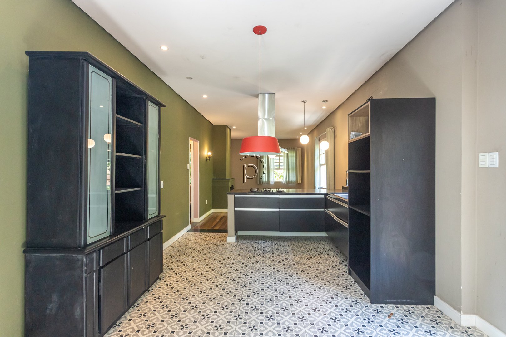 Casa à venda com 338m², 4 quartos, 1 suíte, 4 vagas no bairro Espirito Santo em Porto Alegre - Foto 13