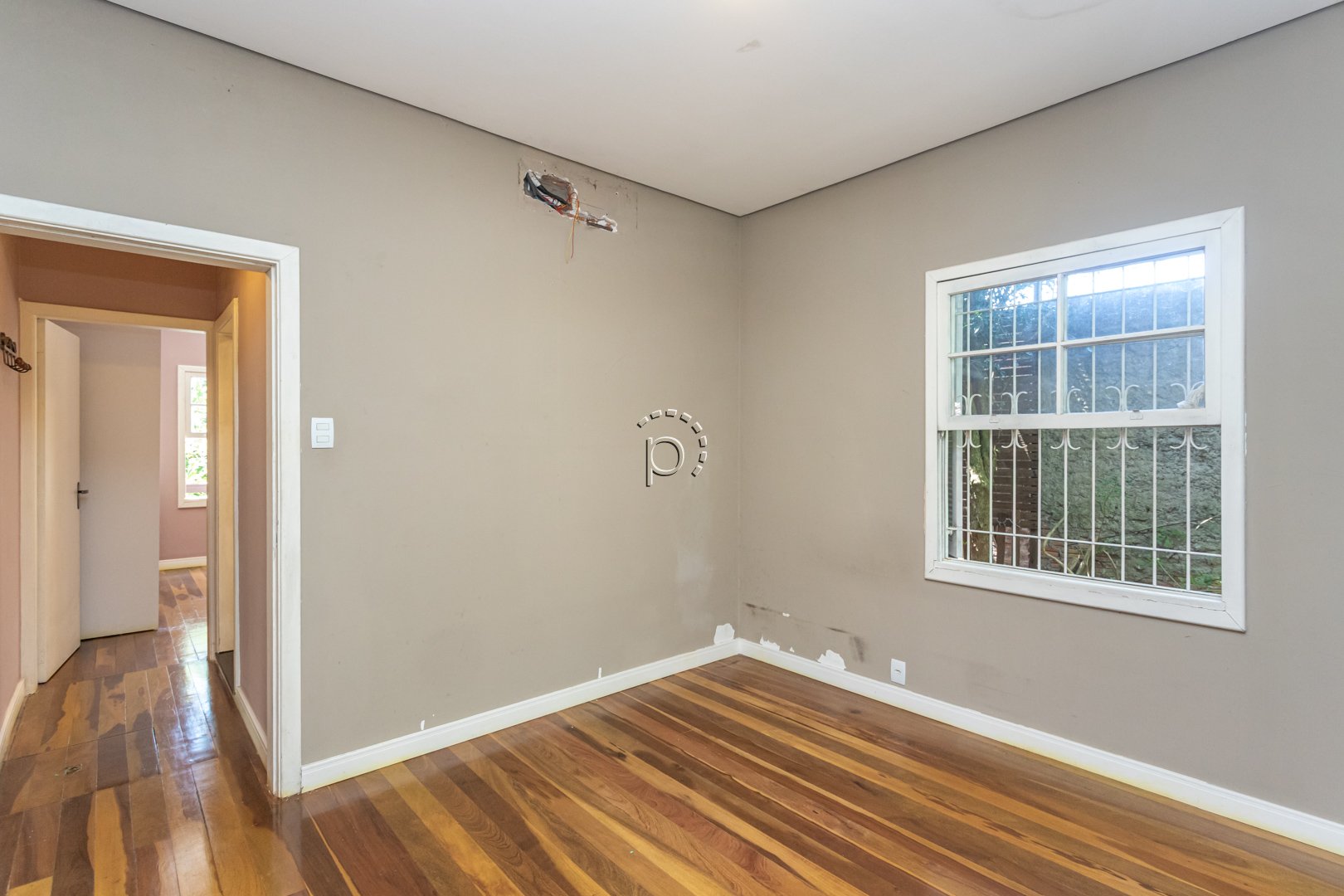 Casa à venda com 338m², 4 quartos, 1 suíte, 4 vagas no bairro Espirito Santo em Porto Alegre - Foto 22