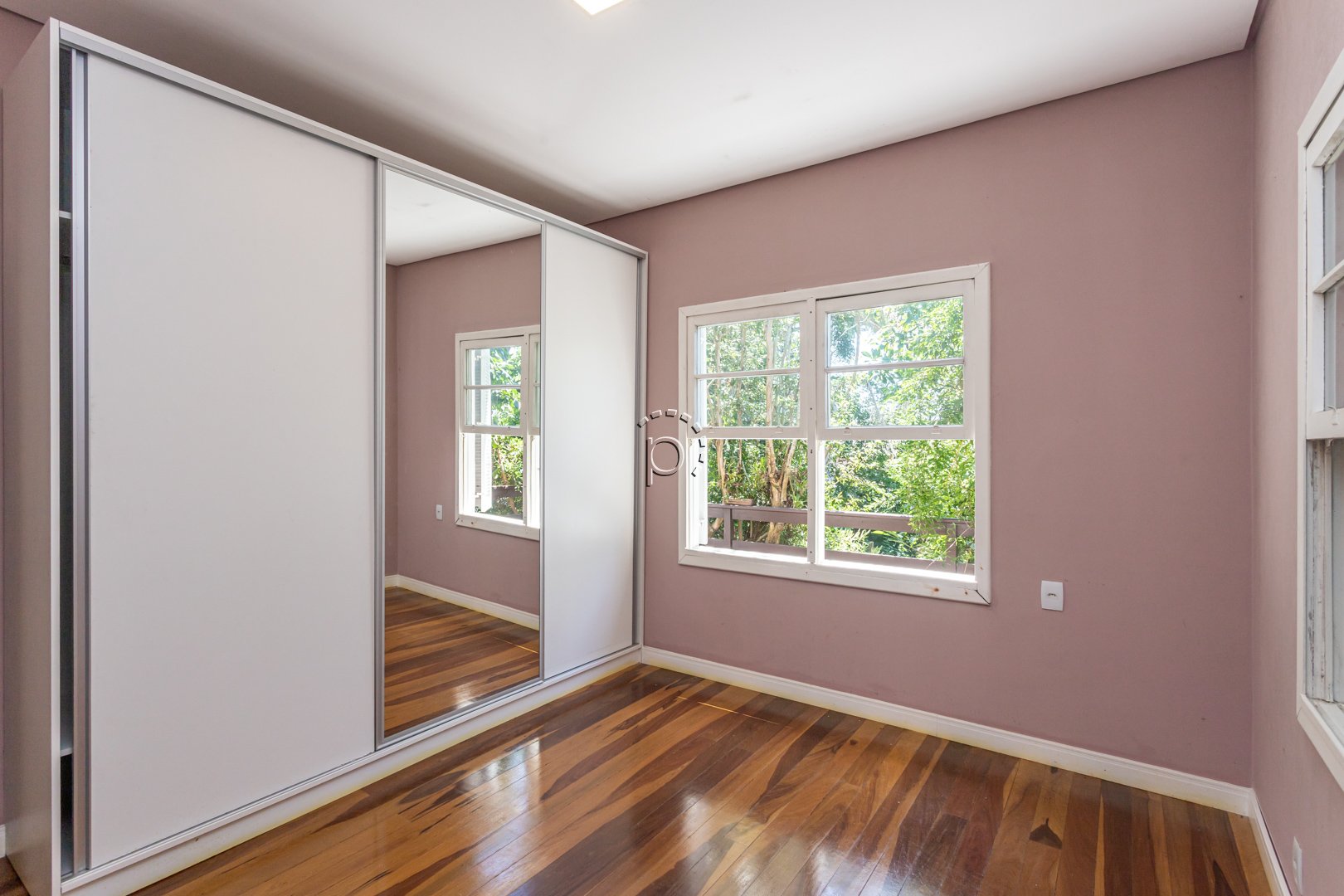 Casa à venda com 338m², 4 quartos, 1 suíte, 4 vagas no bairro Espirito Santo em Porto Alegre - Foto 19