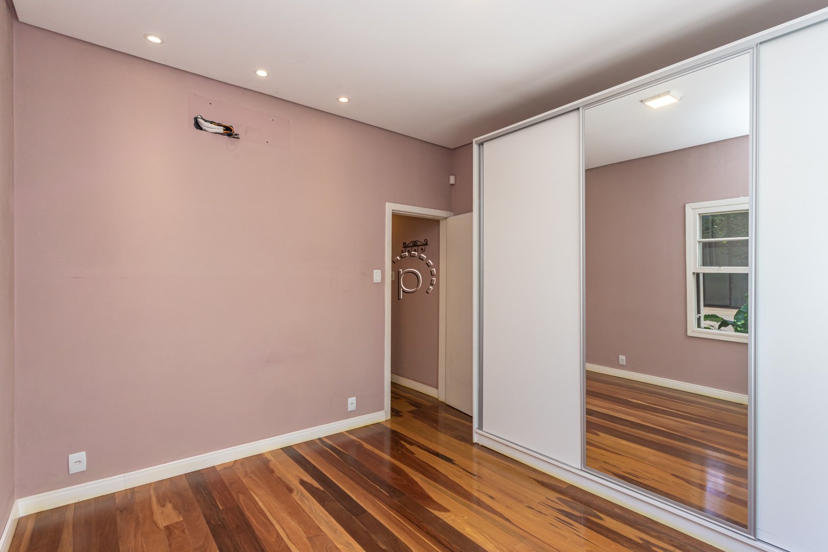 Casa à venda com 338m², 4 quartos, 1 suíte, 4 vagas no bairro Espirito Santo em Porto Alegre - Foto 20