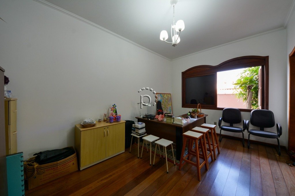 Casa à venda com 646m², 4 quartos, 2 suítes, 3 vagas no bairro Jardim Isabel em Porto Alegre - Foto 6