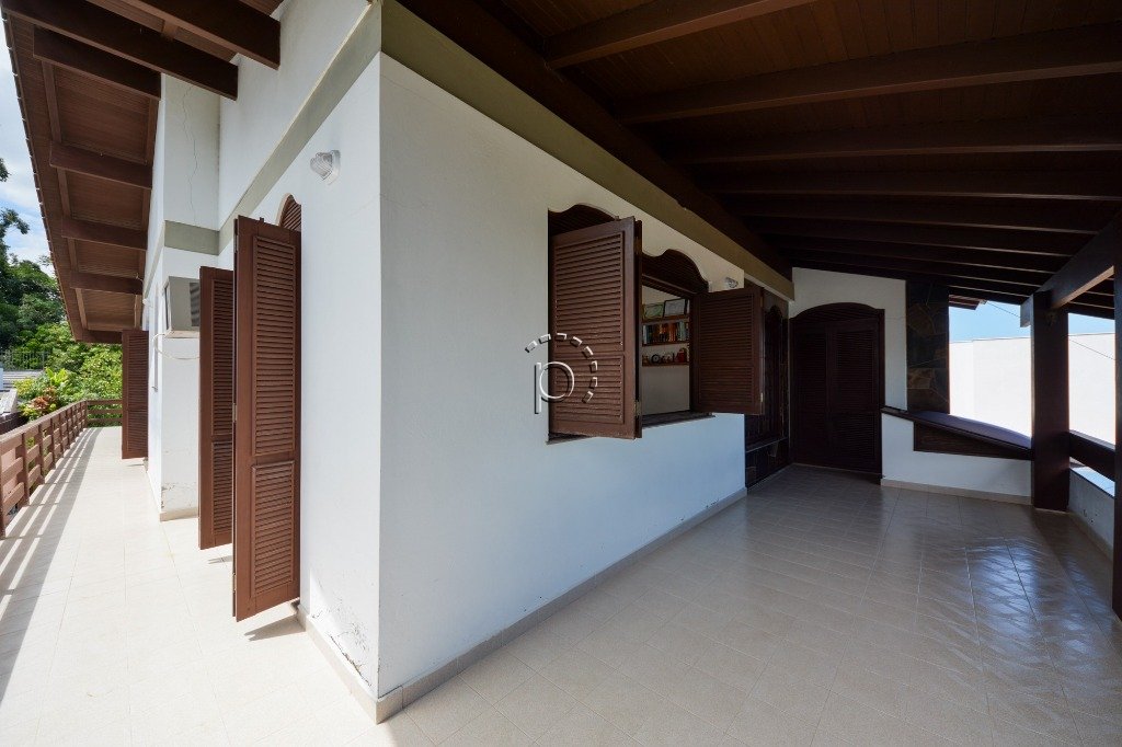 Casa à venda com 646m², 4 quartos, 2 suítes, 3 vagas no bairro Jardim Isabel em Porto Alegre - Foto 15