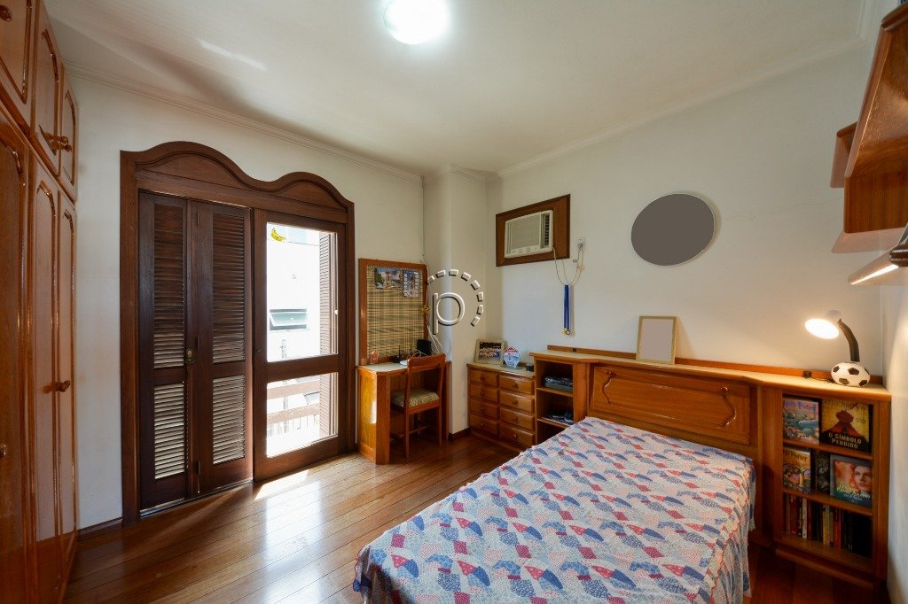 Casa à venda com 646m², 4 quartos, 2 suítes, 3 vagas no bairro Jardim Isabel em Porto Alegre - Foto 16