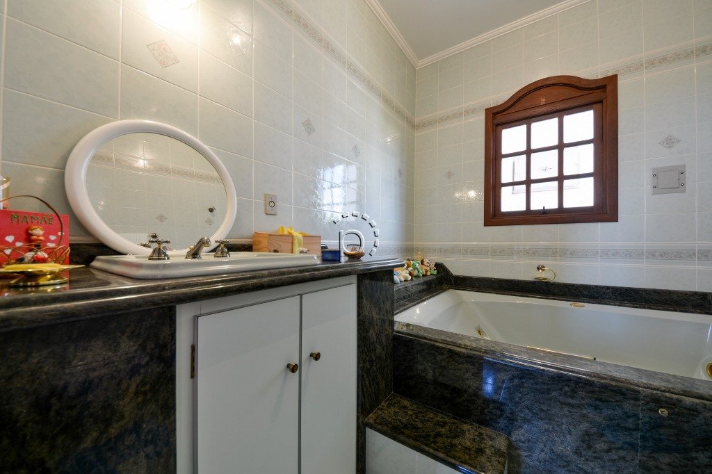 Casa à venda com 646m², 4 quartos, 2 suítes, 3 vagas no bairro Jardim Isabel em Porto Alegre - Foto 19