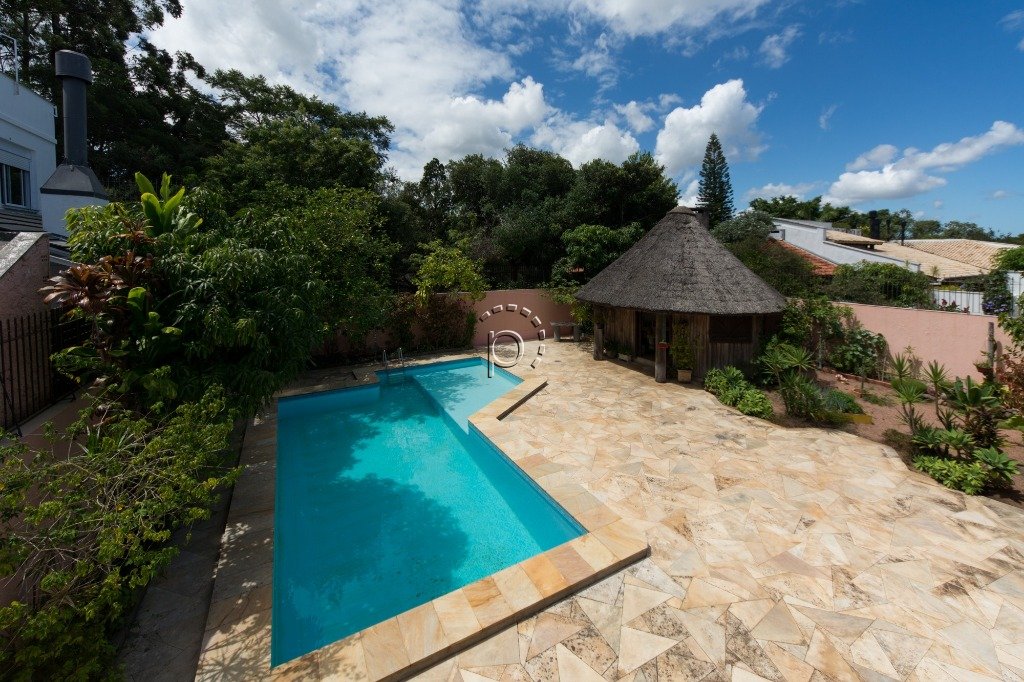Casa à venda com 646m², 4 quartos, 2 suítes, 3 vagas no bairro Jardim Isabel em Porto Alegre - Foto 2