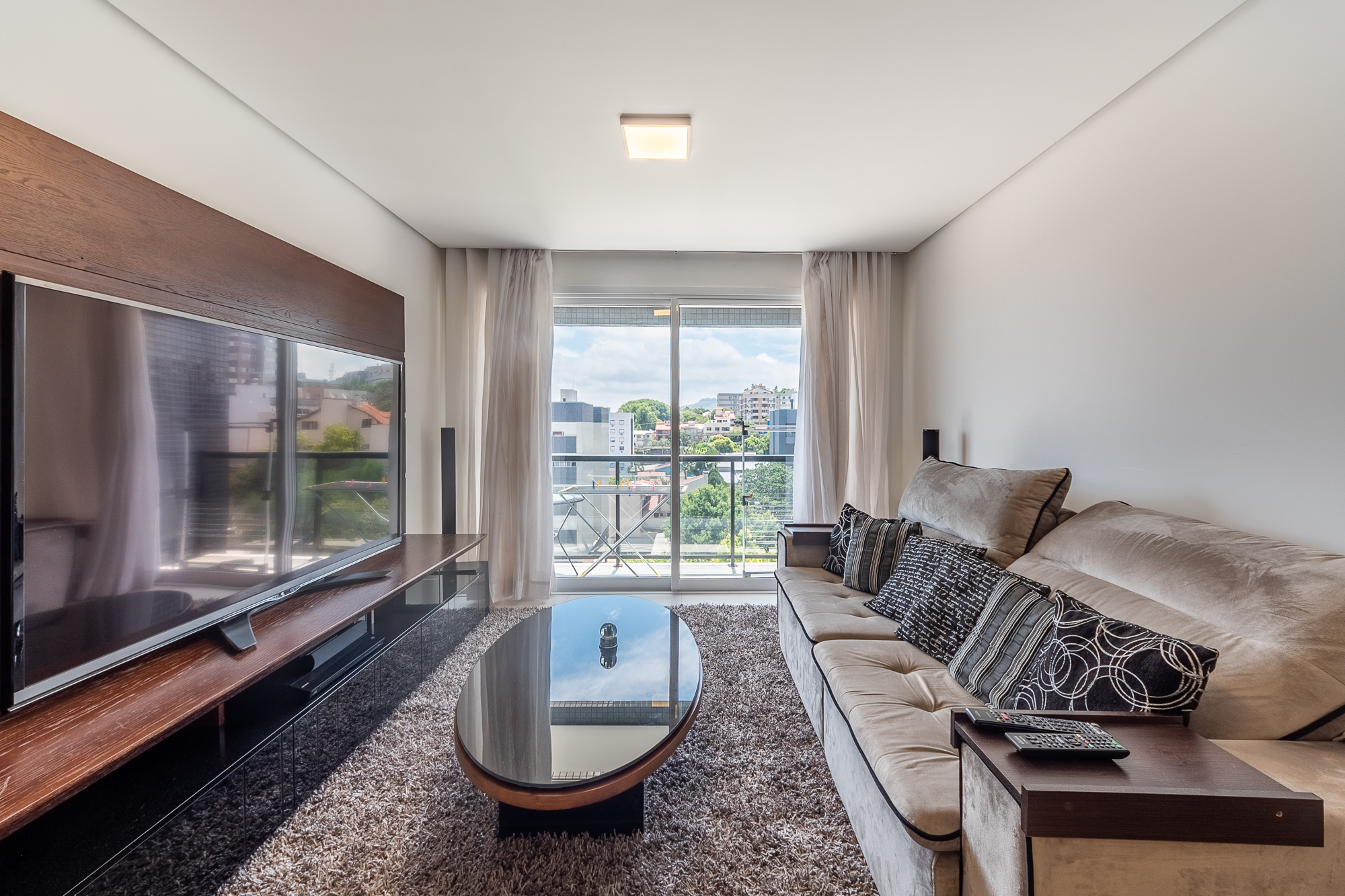 Apartamento à venda com 137m², 3 quartos, 3 suítes, 2 vagas no bairro Tristeza em Porto Alegre