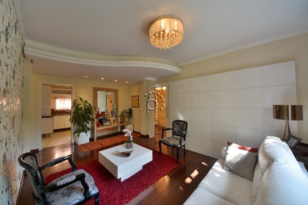 Casa à venda com 394m², 4 quartos, 2 suítes, 5 vagas no bairro Vila Assunção em Porto Alegre - Foto 4