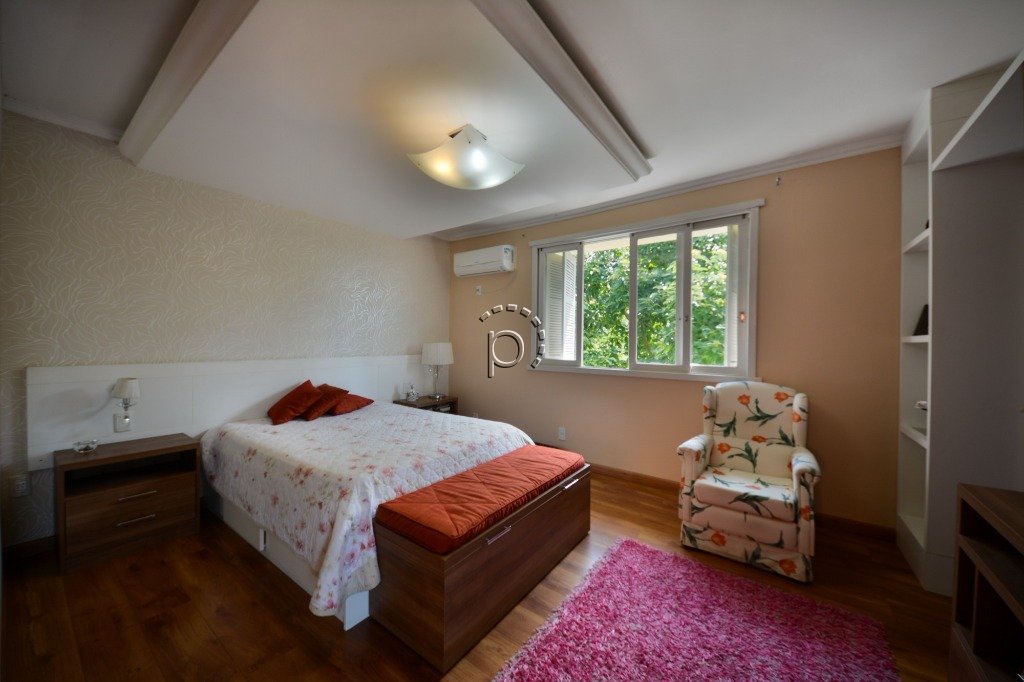 Casa à venda com 394m², 4 quartos, 2 suítes, 5 vagas no bairro Vila Assunção em Porto Alegre - Foto 16
