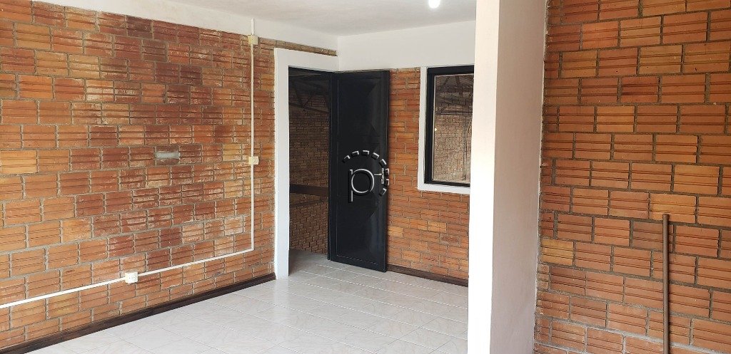 Casa Comercial à venda com 220m² no bairro Camaquã em Porto Alegre - Foto 5