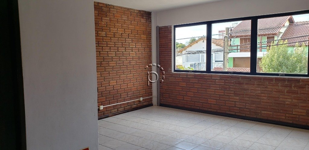 Casa Comercial à venda com 220m² no bairro Camaquã em Porto Alegre - Foto 4