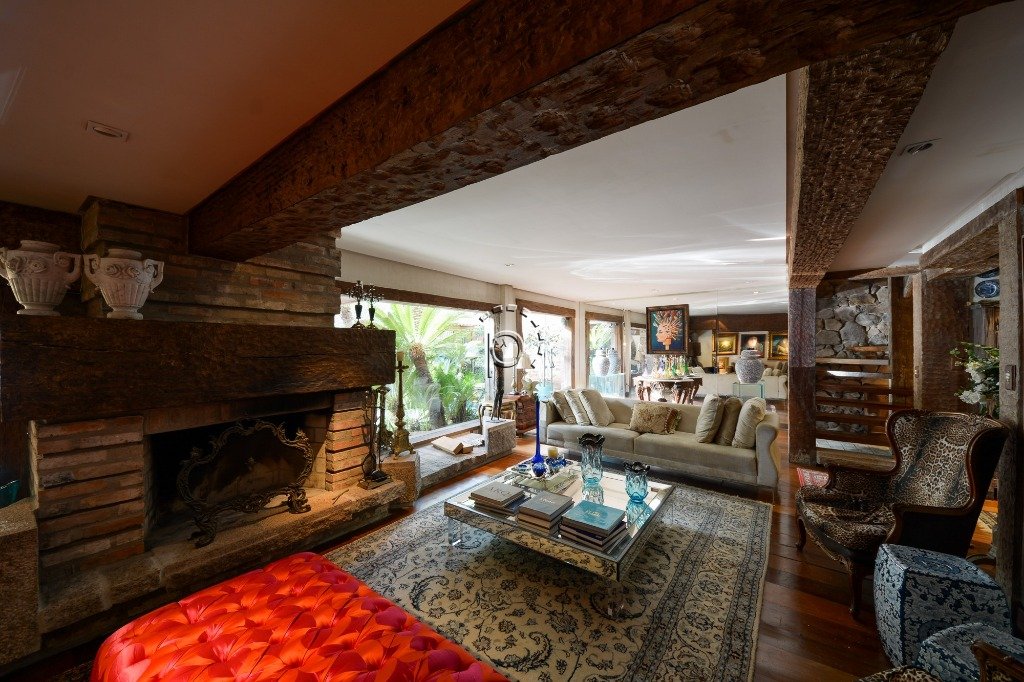 Casa à venda com 418m², 4 quartos, 2 suítes, 2 vagas no bairro Jardim Isabel em Porto Alegre - Foto 2