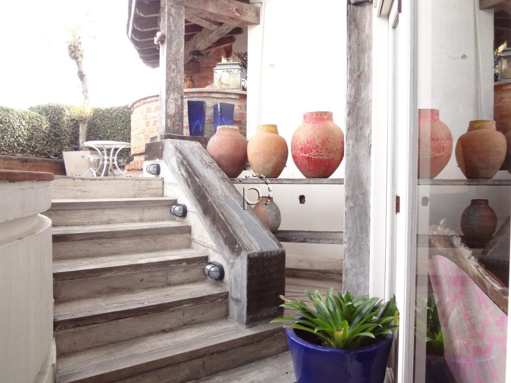 Casa à venda com 418m², 4 quartos, 2 suítes, 2 vagas no bairro Jardim Isabel em Porto Alegre - Foto 14