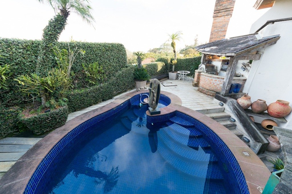 Casa à venda com 418m², 4 quartos, 2 suítes, 2 vagas no bairro Jardim Isabel em Porto Alegre - Foto 15