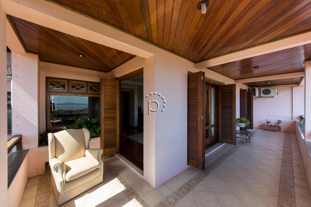 Casa à venda com 411m², 4 quartos, 2 suítes, 4 vagas no bairro Jardim Isabel em Porto Alegre - Foto 16