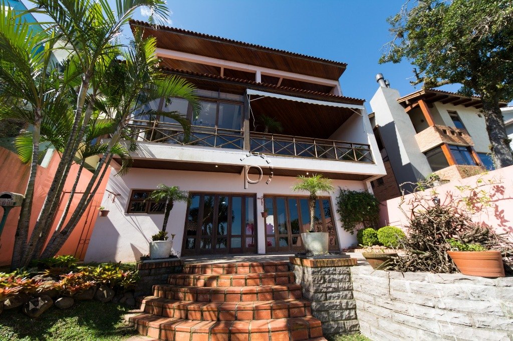 Casa à venda com 411m², 4 quartos, 2 suítes, 4 vagas no bairro Jardim Isabel em Porto Alegre - Foto 4