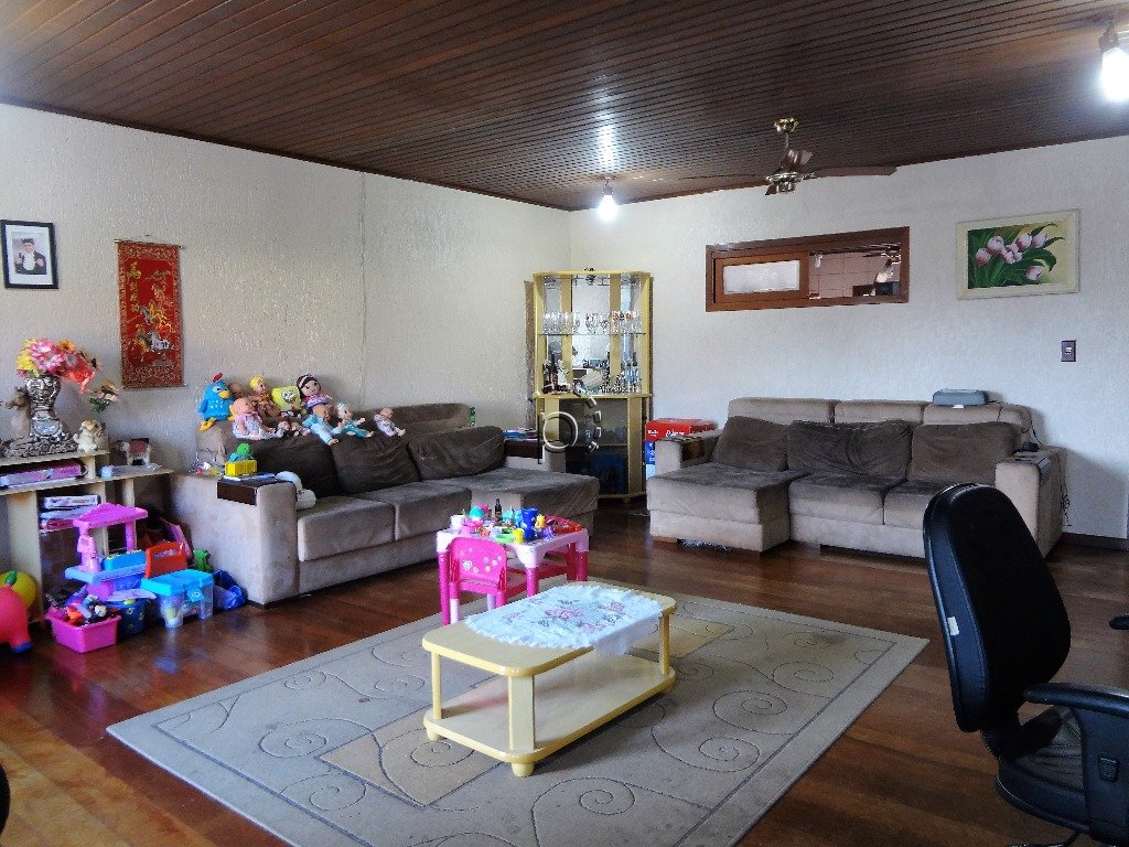 Casa à venda com 265m², 4 quartos, 5 vagas no bairro Cavalhada em Porto Alegre - Foto 3