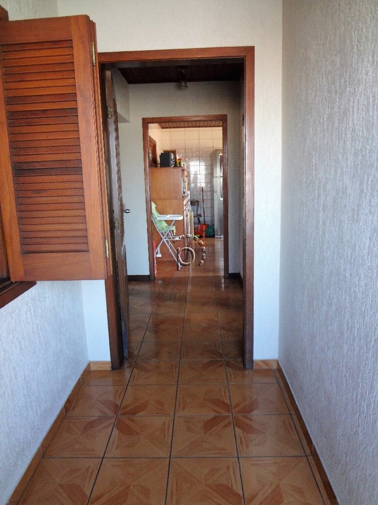 Casa à venda com 265m², 4 quartos, 5 vagas no bairro Cavalhada em Porto Alegre - Foto 12