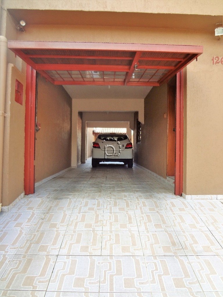 Casa à venda com 265m², 4 quartos, 5 vagas no bairro Cavalhada em Porto Alegre - Foto 15