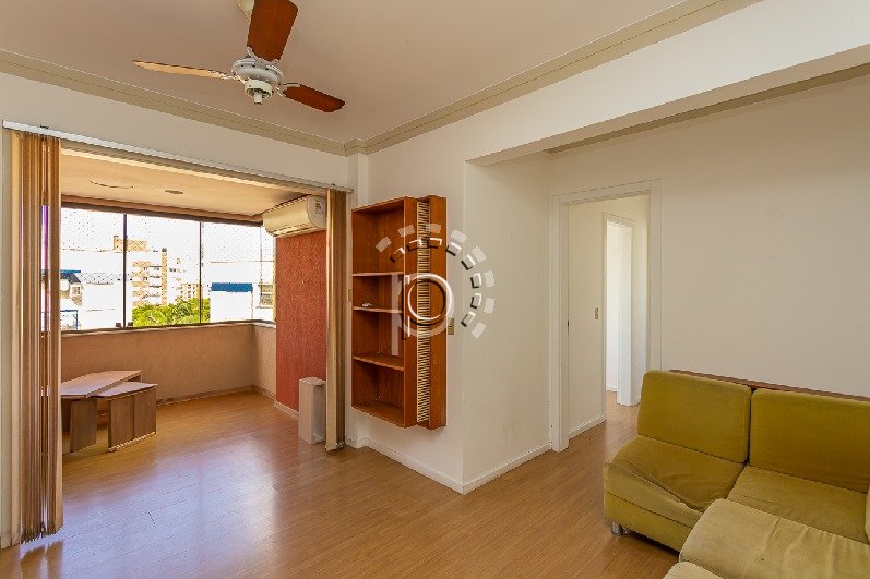 Apartamento à venda com 63m², 2 quartos, 1 suíte, 1 vaga no bairro Tristeza em Porto Alegre