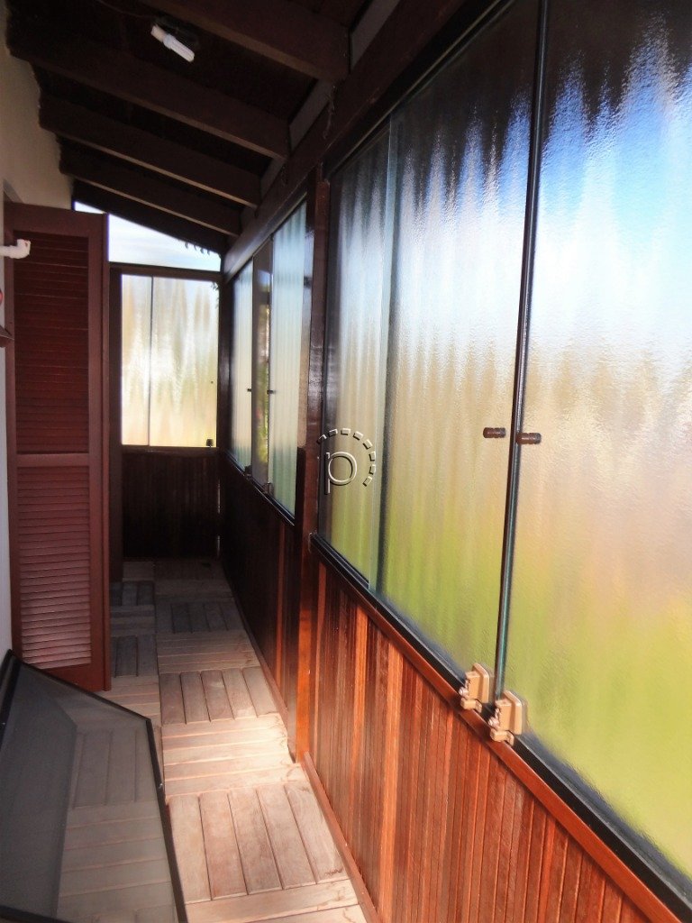 Casa à venda com 236m², 3 quartos, 1 suíte, 3 vagas no bairro Guarujá em Porto Alegre - Foto 18