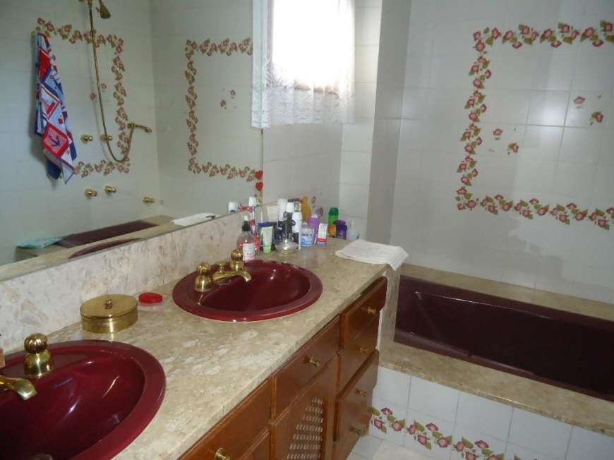 Casa à venda com 456m², 3 quartos, 3 suítes, 5 vagas no bairro Vila Assunção em Porto Alegre - Foto 17