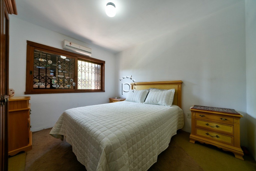 Casa à venda com 300m², 3 quartos, 1 suíte, 4 vagas no bairro Vila Assunção em Porto Alegre - Foto 12