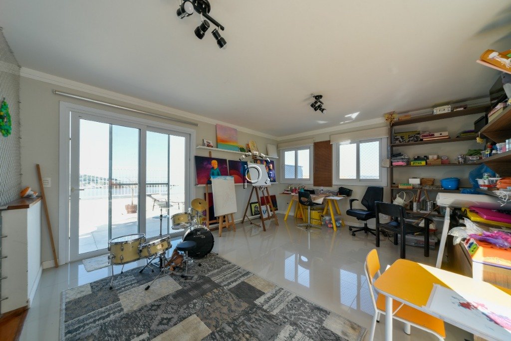 Casa à venda com 631m², 4 quartos, 4 suítes, 2 vagas no bairro Vila Assunção em Porto Alegre - Foto 20