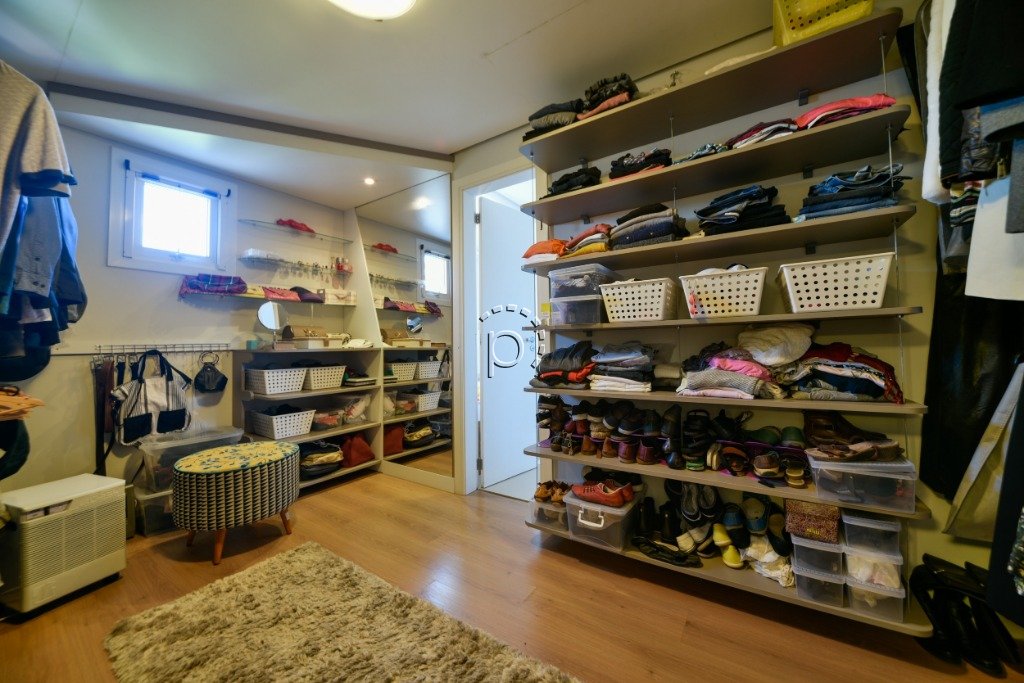 Casa à venda com 631m², 4 quartos, 4 suítes, 2 vagas no bairro Vila Assunção em Porto Alegre - Foto 16